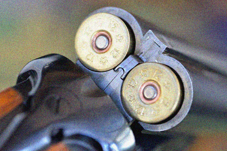 How to load a Remington 12 gauge shotgun?