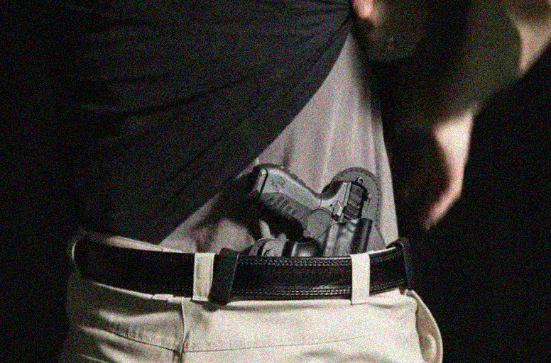 How to conceal carry with a Tucked in shirt?